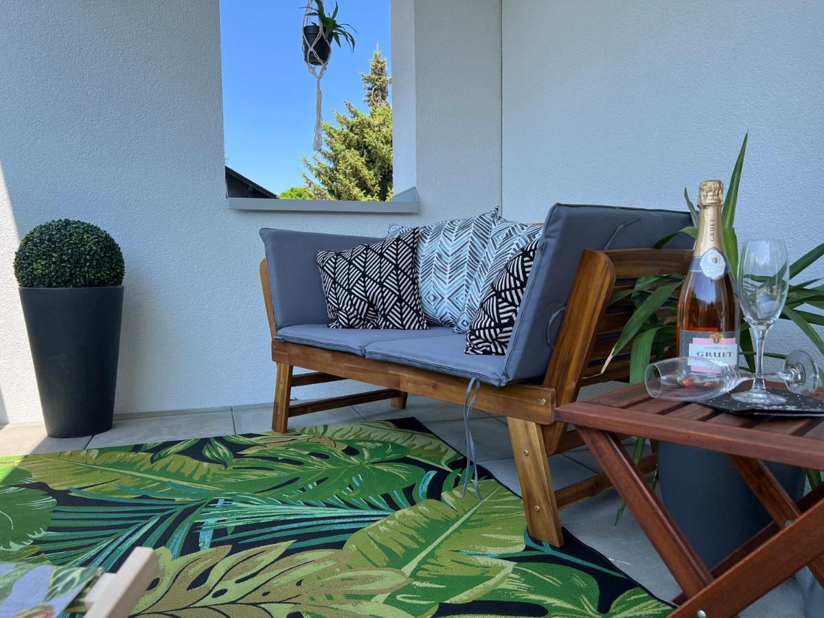 Designapartment Blue Sky -55M2-Free Parking & Wifi Graz Eksteriør billede
